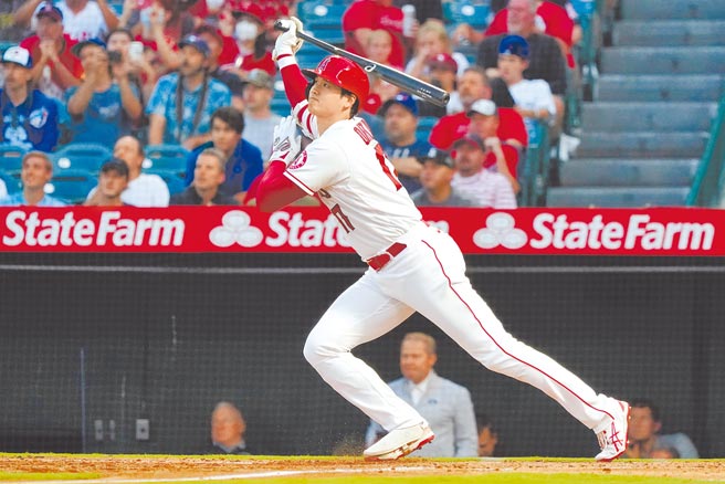 大谷翔平一棒中止个人连13战的全垒打荒。（美联社）