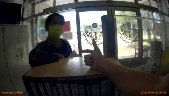 警方提醒民眾，接获来歷不明的电话，绝对不要提供个资，以免受骗上当，并立即拨打165防诈骗专线检举。（民眾提供／卢金足南投传真）