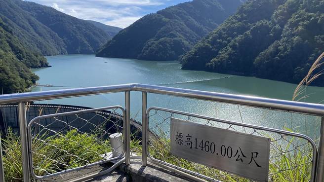 德基水庫水位達運用規線以上，12日起進行發電放水。（民眾提供／陳淑娥台中傳真）