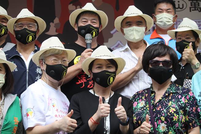 台北市副市长黄珊珊（中）。（黄婉婷摄）