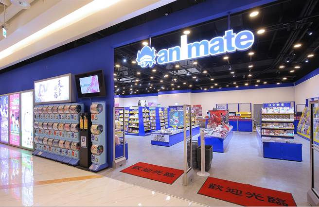 日本animate集团旗下最大的连锁动漫专卖店安利美特也进驻了ATT e Life，开幕当日起独家贩售《鬼灭之刃》海外限定商品，更推出了多项开幕优惠。（新娱乐动漫特区提供）