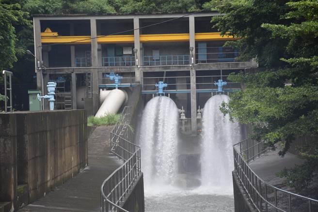 未来东兴净水场扩建后，永和山水库供水给东兴净水场，将增加至每日22万吨。（谢明俊摄）