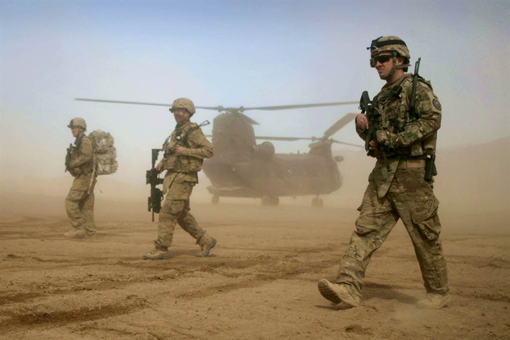 阿富汗情势急速恶化，美国15日再宣布加派1000美军赴阿富汗，同时美军也将接管喀布尔的航空交通管制（Air traffic control），加速撤离美国人。（资料照／美联社）(photo:ChinaTimes)