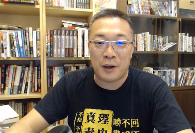 「宅神」朱學恒在臉書談及五倍券及高端疫苗等議題。（圖／摘自朱學恒臉書）