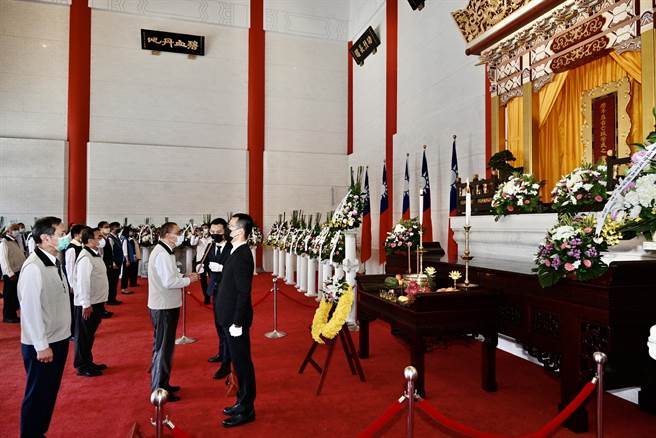 退辅会主委冯世宽主持歷年在台亡故荣民中元祭悼典礼。退辅会提供
