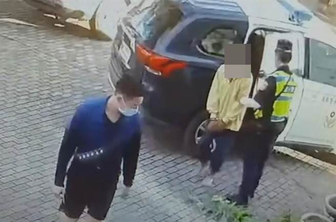 警方逮獲殺害同鄉的趙姓越南籍移工。（讀者提供／程炳璋台南傳真）