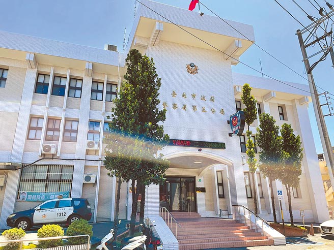 台南市議長郭信良質疑安南區警民比失衡。（台南市議會提供／程炳璋台南傳真）