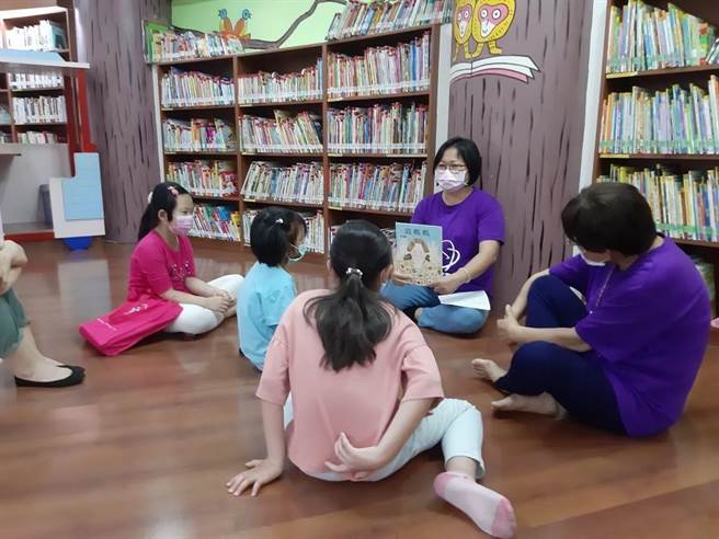 培育家庭教育种子，中市家庭教育中心招募志工。（台中市政府提供）