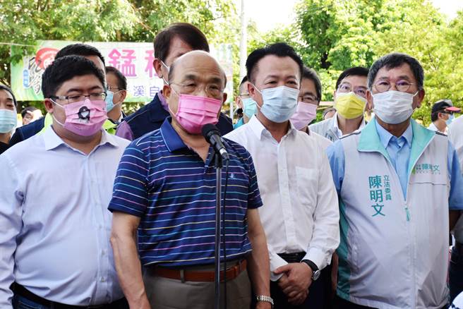 被媒体问到与英系立委是否沟通无碍？行政院长苏贞昌强调民进党政府最接地气，大家会从各方面妥善考量沟通后做成决策。（吕妍庭摄）