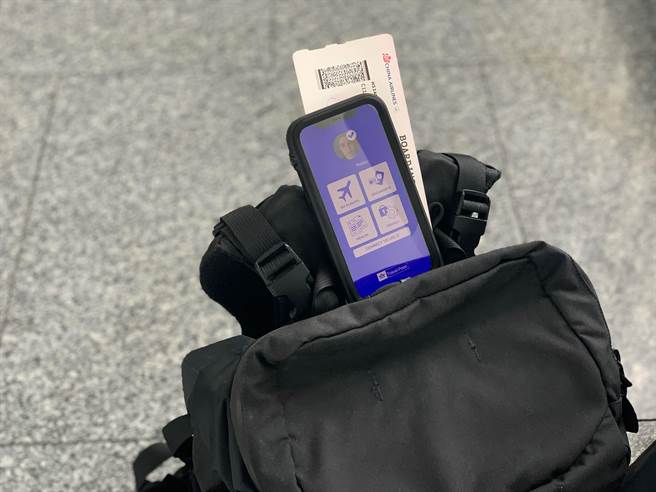 中華航空導入國際航空運輸協會的IATA Travel Pass旅行通行證，於全球多個航點啟用試行。（華航提供／陳祐誠傳真）