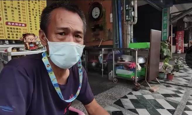 李姓热炒店老板说，卫生局将地址误植，没人敢上门。（民眾提供／王志伟花莲传真）