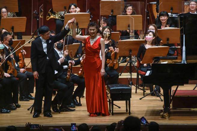 国立台湾交响乐团新乐季开启，将由钢琴家陈毓襄弹奏萧邦钢琴协奏曲打头阵。（国立台湾交响乐团提供）