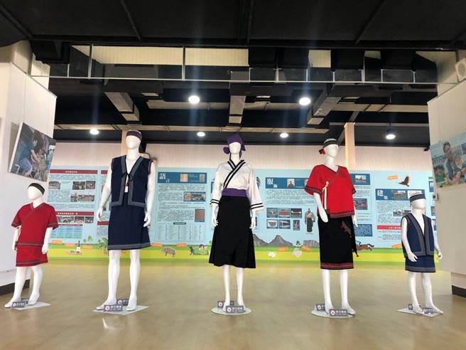 交通部观光局西拉雅国家风景区17日起于官田游客中心推出「西拉雅文化特展」。台南市西港区纳骨塔18日法会不开放民眾参加，21、22日场内人数管制100人。（西拉雅风管处提供／刘秀芬台南传真）