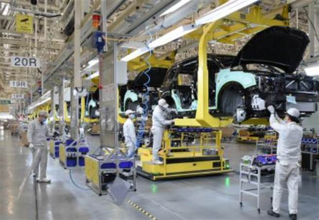 2021年7月，大陆自主品牌品牌轿车、SUV和MPV国内市场占有率分别为32.6％、55.0％和67.5％。（新华社）