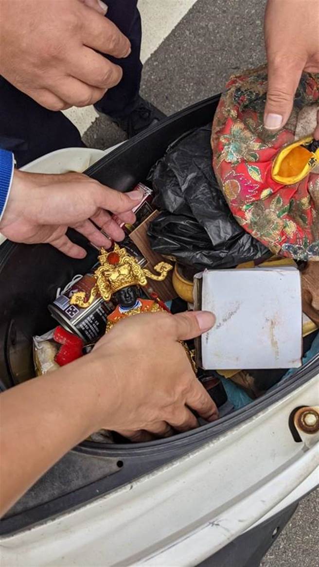 彰化縣鹿港鎮鳳山寺供奉百年廣澤尊王遭竊，一日被追回。（鹿港警分局提供／吳敏菁彰化傳真）