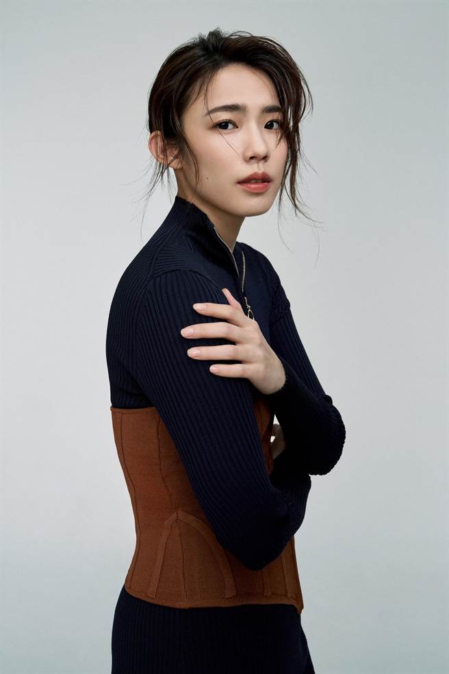 宇宙担任结业典礼主持人。（三民高中提供）