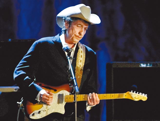 巴布狄伦创作多首经典歌曲，更曾获诺贝尔文学奖。（路透）