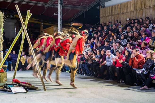 优游吧斯表演团体第一万场演出将在22日登场。（嘉县政府提供／张亦惠嘉县传真）