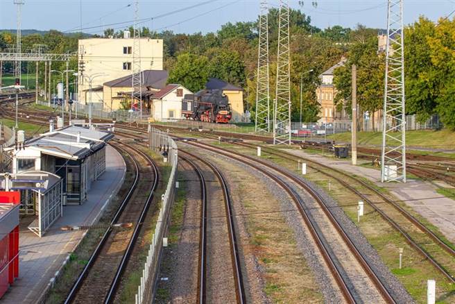 台湾即将在立陶宛设立欧洲第一个以「台湾」为名的代表处，引发北京不满，国有企业「中铁集装箱」近日告知立陶宛客户，受双边关系恶化影响，将中断8月底及9月直达立陶宛的铁路货运。(达志影像／Shutterstock)