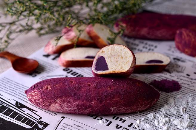 将才学堂冠军麵包「紫薯于你」于一之轩温暖开卖，邀你一起做公益。(图/顶新和德文教基金会提供)