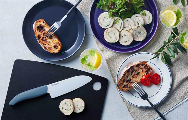 台隆手创馆料理烹调大卖冠军，京瓷多彩陶瓷刀，2300元。（台隆手创馆提供）