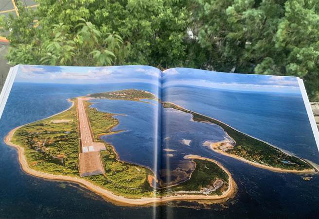 攝影家許釗滂遍訪國家公園，留下珍貴照片。（廖志晃攝）