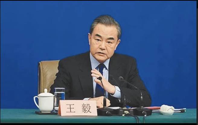 大陆外交部长王毅。取自新华社