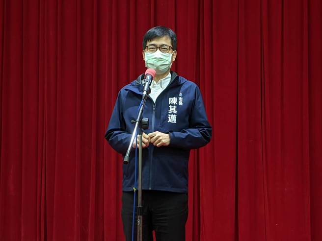 高雄巿长陈其迈20日受访。（曹明正摄）