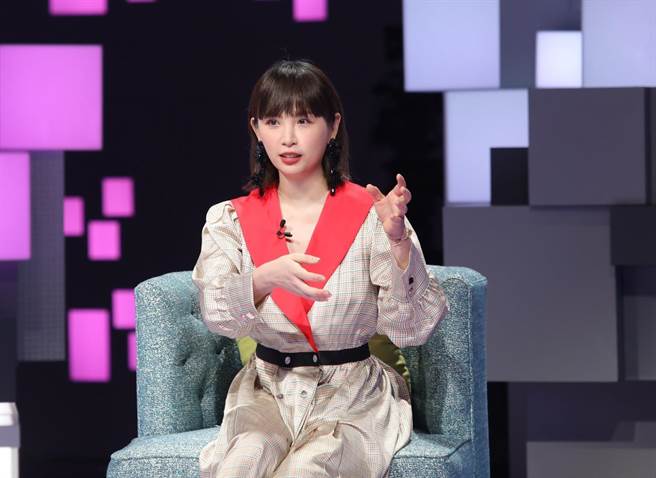 歌后魏如萱上公视《36题爱上你 》分享新专辑的创作。（公视提供）