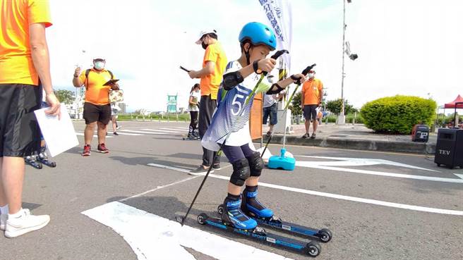 Roller Ski（越野滑輪）。（台中市政府提供）