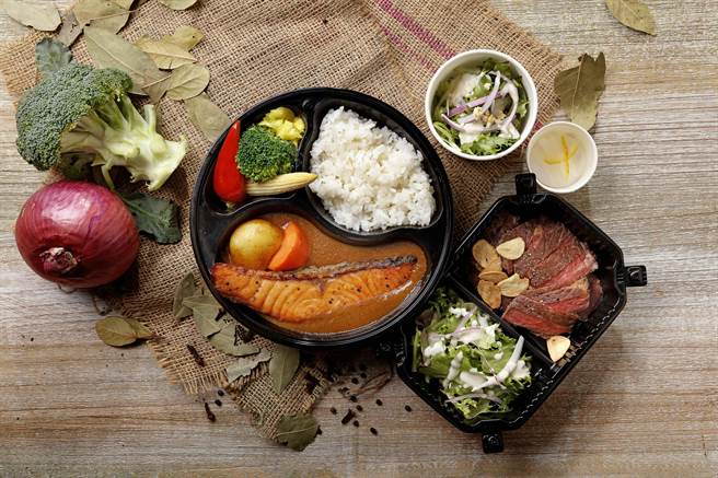 海陆套餐以约5盎司的舒肥香煎翼板牛排，搭配厚切鲑鱼排，份量相当霸气。（图／品牌提供）