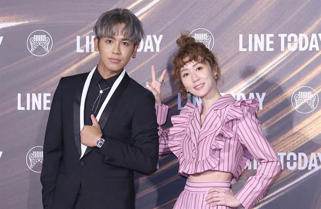 星光大道主持人瑪麗(右)、鼓鼓呂思緯。（圖／陳俊吉攝）