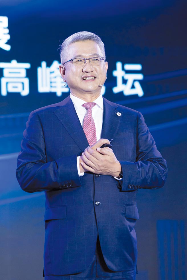 工业富联执行长郑弘孟表示，工业富联将通过参与东南数位转型投资基金，探索在东南区域半导体相关发展机会。图／工业富联提供