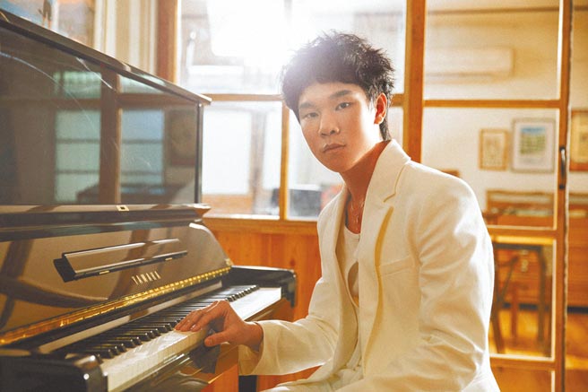 蔡明仁新歌〈一切都会过去的〉创作灵感源于自己的初恋。（一切好音乐工作室提供）