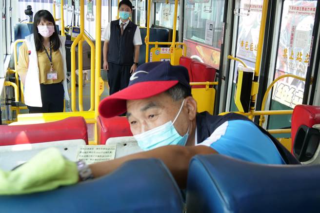 新北公車 8月24起全面恢復原班次。（新北市交通局提供）