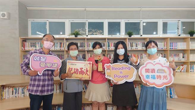 公馆国中老师吕玲获得教育部阅读磐石奖。（苗栗县政府提供／谢明俊苗栗传真）