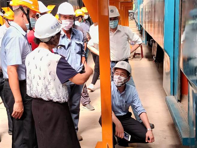 「蓝皮解忧车」今年3月起开始整修，预计10月以观光列车的形式上线营运，而台铁22日也曝光整修进度。（台铁提供／谢佳潾屏东传真）