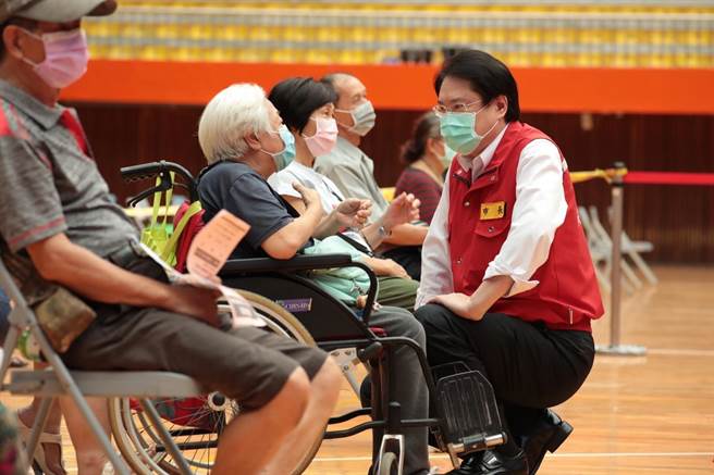 高端疫苗明日起開打，基隆市目前有7226人預約。（基隆市政府提供／陳彩玲基隆傳真）