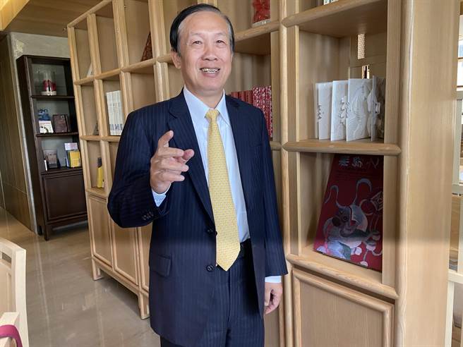 中华民国全国商业总会主席赖正镒表示，大员林生活圈扩大，中科就业人口住宅高需求增多，彰化房市加温。（卢金足摄）