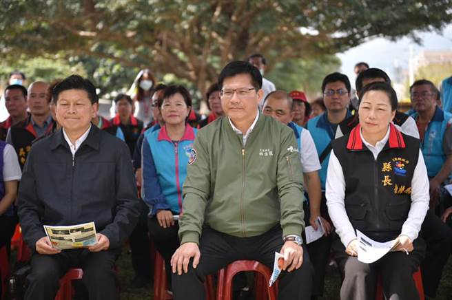 傅昆萁表示，花莲铁路立体化 不只能够提升交通安全、减少事故，还可解决防洪治水问题，为促进花莲城乡之间的缝合。(戴志扬翻摄)