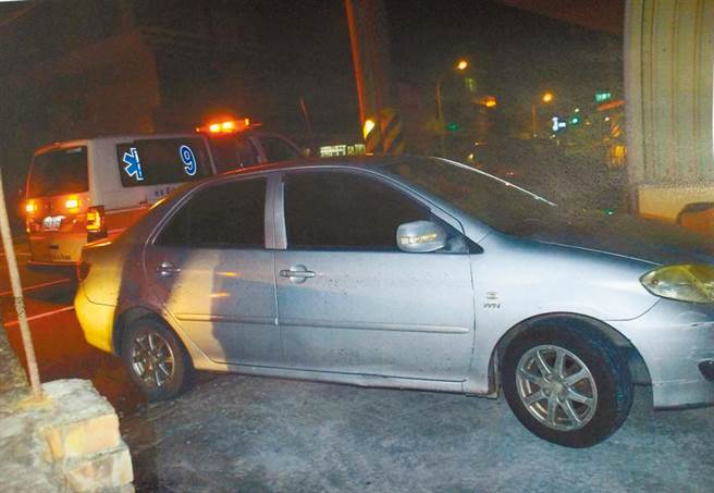 台南嬷孙收惊后2人陈尸车内，检相验出炉:热衰竭致死。(读者提供)