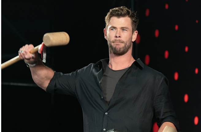 「雷神索爾」克里斯漢斯沃本要幫澳洲政府宣傳催打疫苗，但因打不到自己想要的BNT，因此驚傳合作破局。(圖／達志提供)


