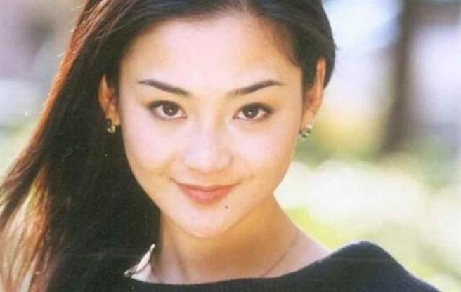 「小林青霞」董蓉蓉。（图／微博）