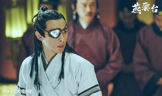 连晨翔在《燕云台》被戳瞎眼睛又遭宫刑。（八大提供）