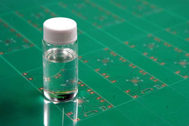 工研院与中油共同开发5G创新树脂材料，促使石化业与PCB产业升级，抢攻全球5G应用商机。（工研院提供／罗浚滨新竹传真）