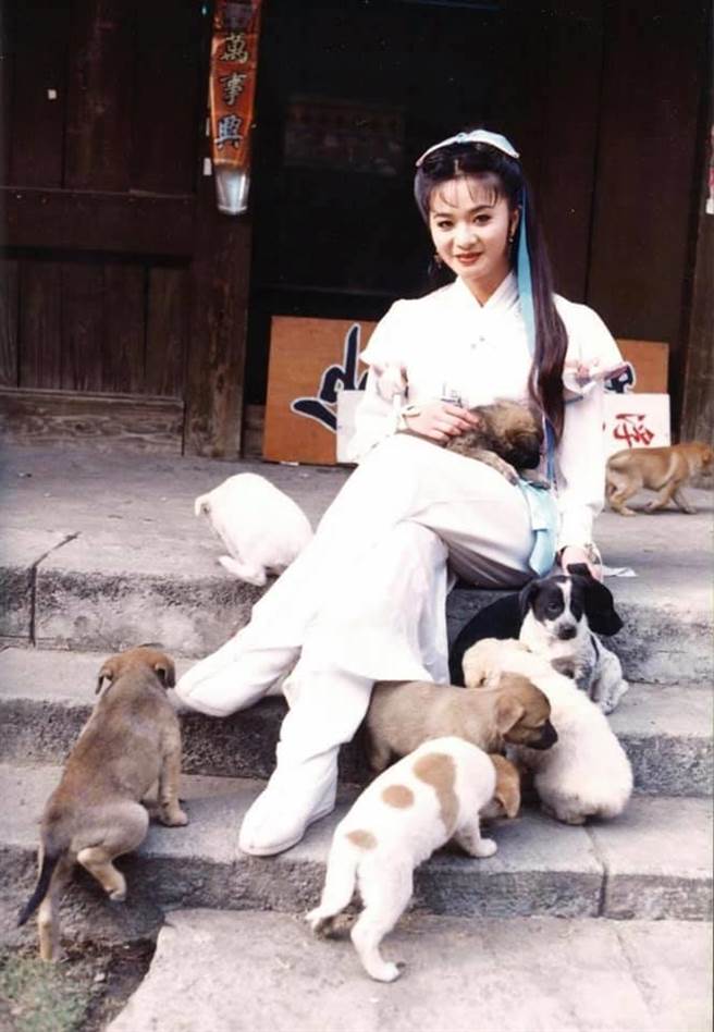 高雄市长陈其迈超前掌握高雄市议员总质询资料，北市议员应晓薇痛批「轻浮、不可取！」。（摘自应晓薇祝您幸福脸书／张颖齐台北传真）