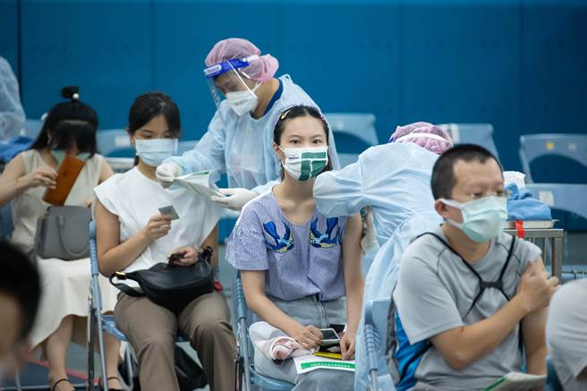 高端疫苗23日開打，新北市預約施打率90％。（羅永銘攝）