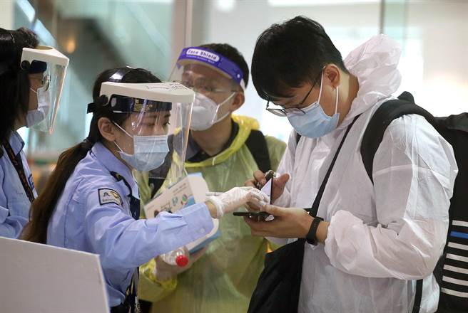 开学在即，国外疫情仍然严峻。（示意图，范扬光摄）