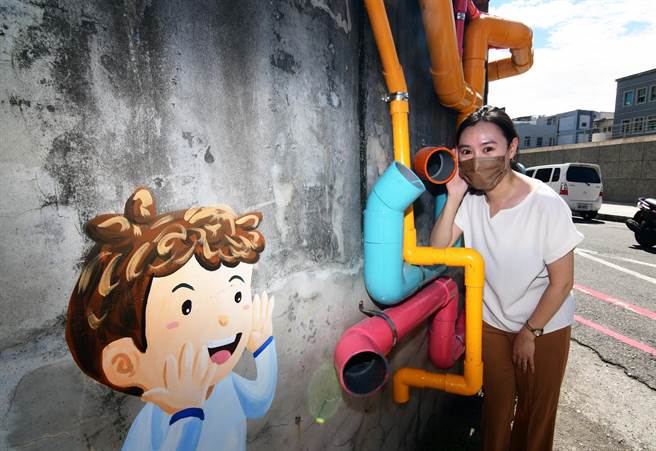 台东县政府打造转角遇到艺术，成为街角打卡新亮点。（庄哲权摄）