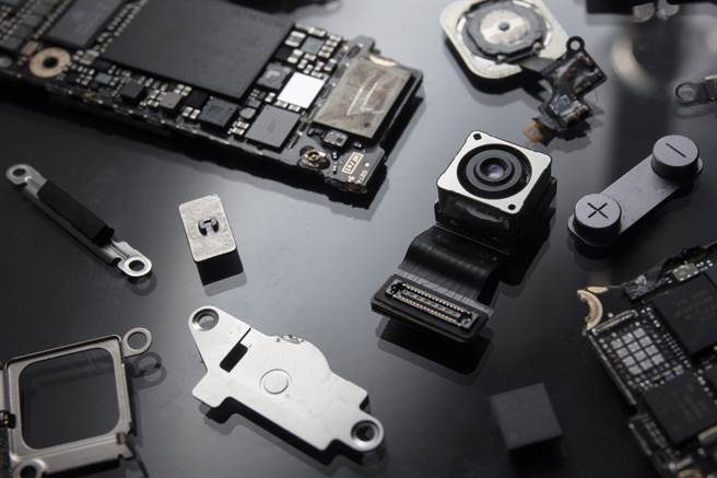 欧盟正在研究在欧洲生产以稀土原料制造的永久性特种磁铁，方式是向当地生产商提供支援，使它们能够与中国对手竞争。（图／Shutterstock)